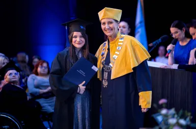 Uroczystość wręczenia dyplomów absolwentom 2025 za nami! | Aktualności | Uniwersytet WSB Merito w Gdańsku: Zdjęcie