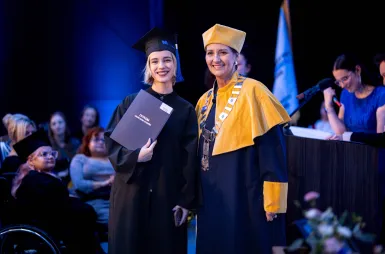 Uroczystość wręczenia dyplomów absolwentom 2025 za nami! | Aktualności | Uniwersytet WSB Merito w Gdańsku: zdjęcie