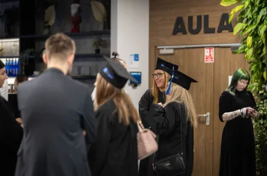 Uroczystość wręczenia dyplomów absolwentom 2025 za nami! | Aktualności | Uniwersytet WSB Merito w Gdańsku: Zdjęcie