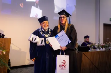 Uroczystość wręczenia dyplomów absolwentom 2025 za nami! | Aktualności | Uniwersytet WSB Merito w Gdańsku: zdj