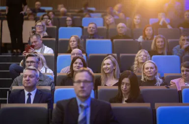 Uroczystość wręczenia dyplomów absolwentom 2025 za nami! | Aktualności | Uniwersytet WSB Merito w Gdańsku: zdjecie