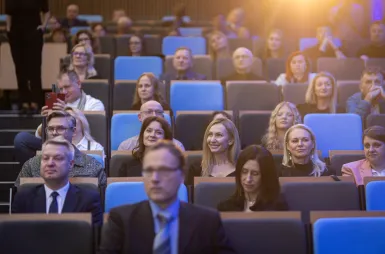 Uroczystość wręczenia dyplomów absolwentom 2025 za nami! | Aktualności | Uniwersytet WSB Merito w Gdańsku: Zdjęcie