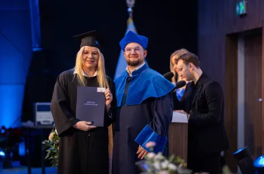 Uroczystość wręczenia dyplomów absolwentom 2025 za nami! | Aktualności | Uniwersytet WSB Merito w Gdańsku: zdj