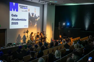 Uroczystość wręczenia dyplomów absolwentom 2025 za nami! | Aktualności | Uniwersytet WSB Merito w Gdańsku: zdj