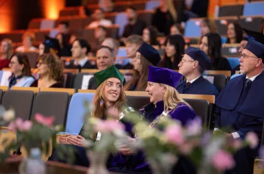 Uroczystość wręczenia dyplomów absolwentom 2025 za nami! | Aktualności | Uniwersytet WSB Merito w Gdańsku: Zdjęcie