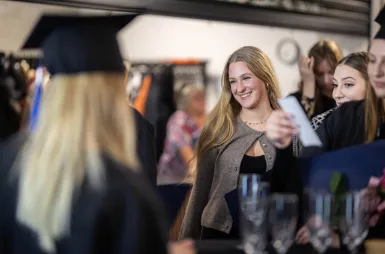 Uroczystość wręczenia dyplomów absolwentom 2025 za nami! | Aktualności | Uniwersytet WSB Merito w Gdańsku: zdj