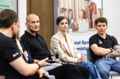 Panel dyskusyjny: Głowa wygrywa mecz - relacja | Aktualności | Uniwersytet WSB Merito w Gdańsku: panel 5