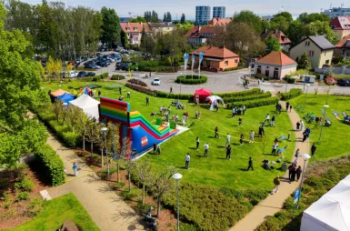Zdrowie, integracja i wspólna zabawa. Za nami Rodzinny Piknik Zdrowia i Uśmiechu | Aktualności | Uniwersytet WSB Merito w Gdańsku: Piknik Uniwersytetu WSB Merito w Gdańsku