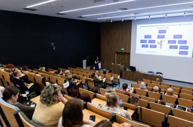 Wiedza, doświadczenie i współpraca. Za nami konferencja poświęcona leczeniu ran przewlekłych | Aktualności | Uniwersytet WSB Merito w Gdańsku: Zdjęcie