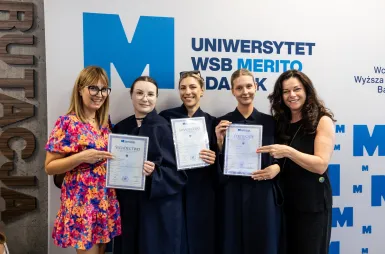 Uroczyste zakończenie studiów podyplomowych 2025/2026 za nami! | Aktualności | Uniwersytet WSB Merito w Gdańsku: Zdjęcie