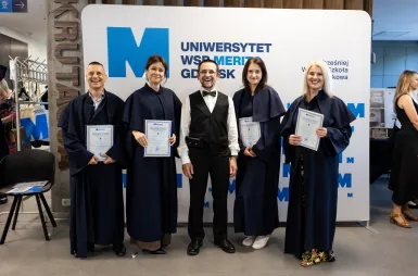Uroczyste zakończenie studiów podyplomowych 2025/2026 za nami! | Aktualności | Uniwersytet WSB Merito w Gdańsku: Zdjęcie