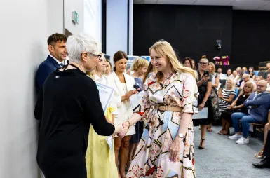 Uroczyste zakończenie studiów podyplomowych 2025/2026 za nami! | Aktualności | Uniwersytet WSB Merito w Gdańsku: Zdjęcie