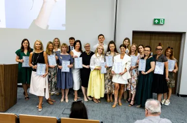Uroczyste zakończenie studiów podyplomowych 2025/2026 za nami! | Aktualności | Uniwersytet WSB Merito w Gdańsku: zdj
