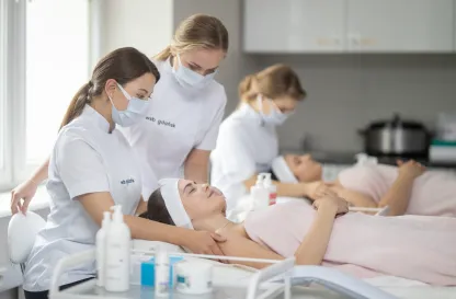Aktualności | Uniwersytet WSB Merito w Gdańsku: studentki-kosmetologii