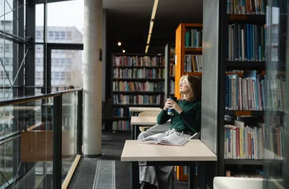 Aktualności | Uniwersytet WSB Merito w Gdańsku: Kobieta w przestrzeni biblioteki