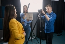 Komunikacja wizualna i nowe media | Studia I stopnia w Gdańsku | Uniwersytet WSB Merito w Gdańsku:  Nazwa film-w-mediach-cyfrowych