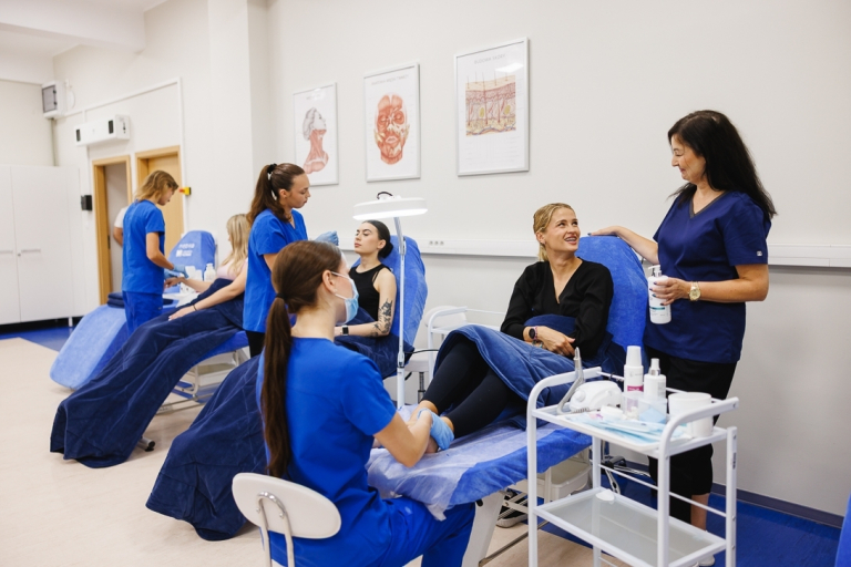 Podologia | Studia II stopnia ze studiami podyplomowymi  | Uniwersytet WSB Merito w Gdańsku: kosmetologia_sum-6