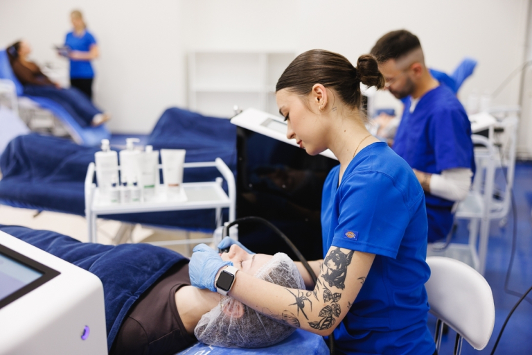 Kosmetologia | Studia II stopnia ze studiami podyplomowymi w Gdańsku | Uniwersytet WSB Merito w Gdańsku: kosmetologia_sum-8