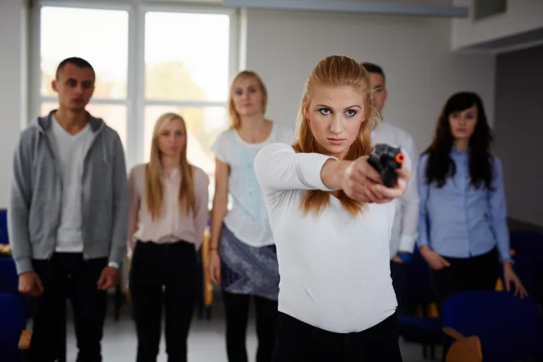 Bezpieczeństwo wewnętrzne | Studia II stopnia w Gdańsku | Uniwersytet WSB Merito w Gdańsku: Symulacja strzelania