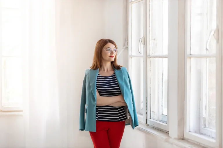 Fashion design | Uniwersytet WSB Merito w Gdańsku: Wykładowczyni w jasnej przestrzeni 