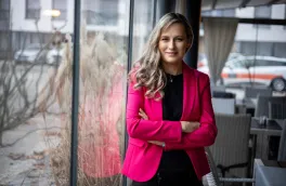 Wykład na 100-lecie Gdyni: Jak zostać stulatkiem (nie tylko w Gdyni...), czyli czy da się oszukać czas? | Aktualności | Uniwersytet WSB Merito Gdynia: dr Anna Mikosik-Roczyńska