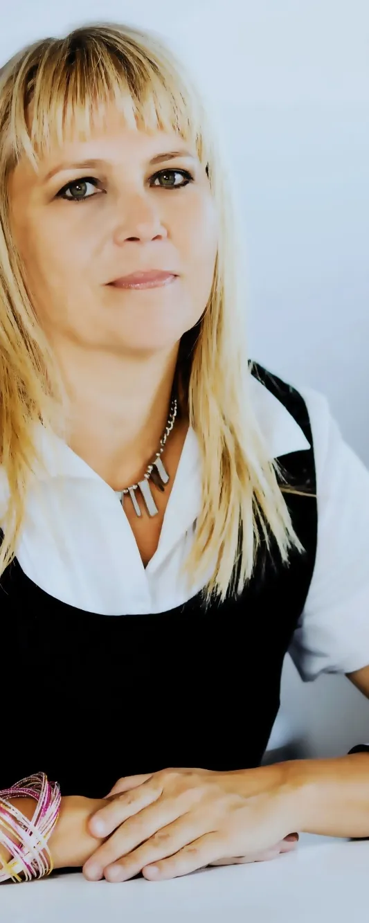 Powiedz „nie” fast fashion. Zacznij zmiany i bądź zero waste | Blog "okiem praktyków" | Uniwersytet WSB Merito: Julita Markiewicz-Patkowska