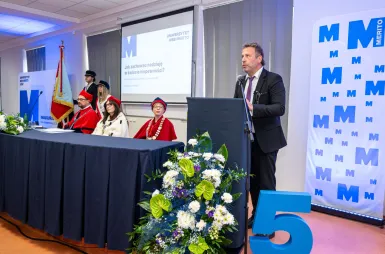 Uroczyście rozpoczęliśmy jubileuszowy rok akademicki 2026/2027 | Aktualności | Uniwersytet WSB Merito Łódź: Inauguracja Roku Akademickiego 2026/2027