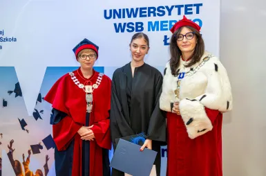 Uroczyste wręczenie dyplomów absolwentom Uniwersytetu WSB Merito Łódź | Aktualności | Uniwersytet WSB Merito Łódź: Wręczenie dyplomów 2026
