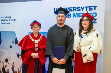 Uroczyste wręczenie dyplomów absolwentom Uniwersytetu WSB Merito Łódź | Aktualności | Uniwersytet WSB Merito Łódź: Wręczenie dyplomów 2026