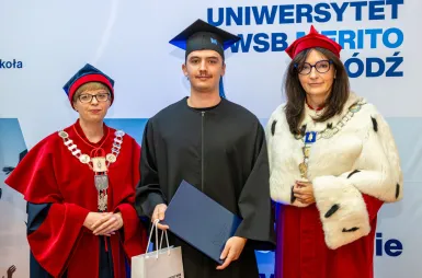 Uroczyste wręczenie dyplomów absolwentom Uniwersytetu WSB Merito Łódź | Aktualności | Uniwersytet WSB Merito Łódź: Wręczenie dyplomów 2026