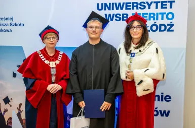 Uroczyste wręczenie dyplomów absolwentom Uniwersytetu WSB Merito Łódź | Aktualności | Uniwersytet WSB Merito Łódź: Wręczenie dyplomów 2026