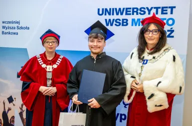 Uroczyste wręczenie dyplomów absolwentom Uniwersytetu WSB Merito Łódź | Aktualności | Uniwersytet WSB Merito Łódź: Wręczenie dyplomów 2026
