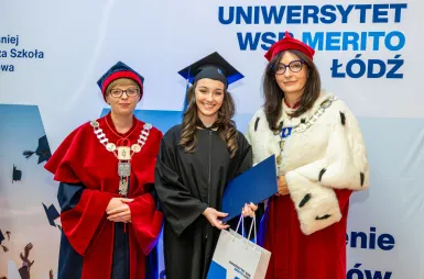 Uroczyste wręczenie dyplomów absolwentom Uniwersytetu WSB Merito Łódź | Aktualności | Uniwersytet WSB Merito Łódź: Wręczenie dyplomów 2026