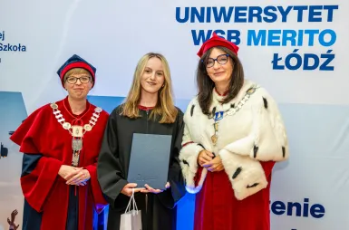 Uroczyste wręczenie dyplomów absolwentom Uniwersytetu WSB Merito Łódź | Aktualności | Uniwersytet WSB Merito Łódź: Wręczenie dyplomów 2026