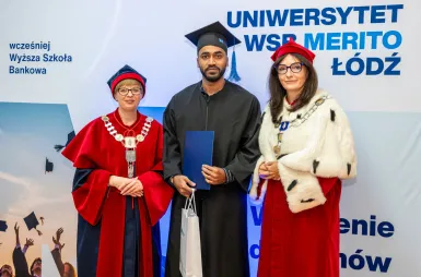 Uroczyste wręczenie dyplomów absolwentom Uniwersytetu WSB Merito Łódź | Aktualności | Uniwersytet WSB Merito Łódź: Wręczenie dyplomów 2026