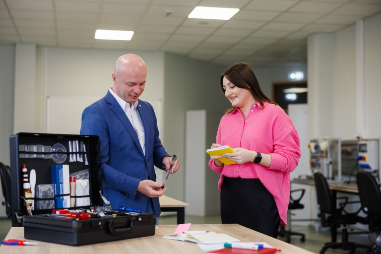 Drony i systemy bezzałogowe w zarządzaniu bezpieczeństwem | Studia I stopnia w Łodzi | Uniwersytet WSB Merito Łódź: sala