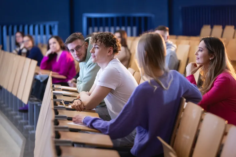 Nowoczesne i profesjonalne PSZ = wysoka jakość świadczonych usług (Partner) | Uniwersytet WSB Merito Łódź: Psycho Forum