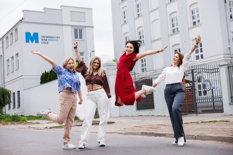 SPINAKER UWSB – Intensywne międzynarodowe programy kształcenia | Uniwersytet WSB Merito Łódź: Samorząd Studencki Uniwersytetu WSB Merito Łódź