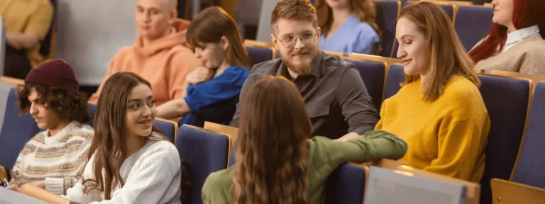 "Obecność" jako odpowiedź na samotność. Spotkanie ze Stowarzyszeniem Mali Bracia Ubogich | Aktualności | Uniwersytet WSB Merito Łódź: "Obecność" a samotność