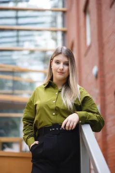 Poznaj nas | Uniwersytet WSB Merito Opole: Aneta Borosz - studentka na kierunku media i komunikacja w biznesie Uniwersytet WSB Merito Opole