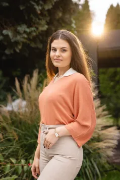 Maturzyści | Uniwersytet WSB Merito Opole: Karolina Olechno Studentka na kierunku Media i komunikacja w biznesie Uniwersytet WSB Merito Opole