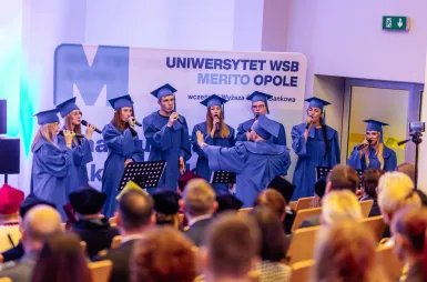 Rok Akademicki 2025/2026 rozpoczęty! | Aktualności | Uniwersytet WSB Merito Opole: Inauguracja Roku Akademickiego 2025/2026