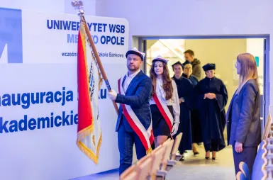 Rok Akademicki 2025/2026 rozpoczęty! | Aktualności | Uniwersytet WSB Merito Opole: Inauguracja Roku Akademickiego 2025/2026