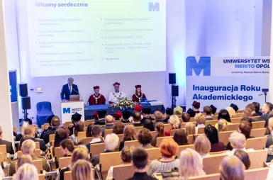Rok Akademicki 2025/2026 rozpoczęty! | Aktualności | Uniwersytet WSB Merito Opole: Inauguracja Roku Akademickiego 2025/2026