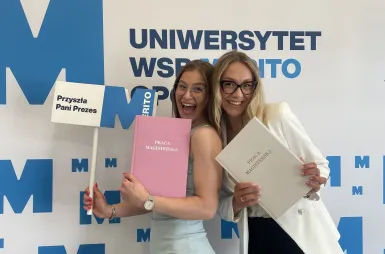 Historyczny moment dla  Uniwersytetu WSB Merito Opole. Pierwsi absolwenci psychologii i dietetyki z dyplomami! | Uniwersytet WSB Merito Opole: obrony
