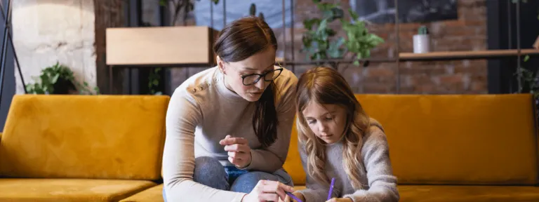 II edycja Akademii Ratownika Emocjonalnego | Aktualności | Uniwersytet WSB Merito Opole: opiekun i dziecko