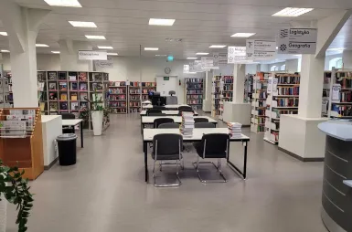 Biblioteka | Uniwersytet WSB Merito w Poznaniu: Poznań - biblioteka