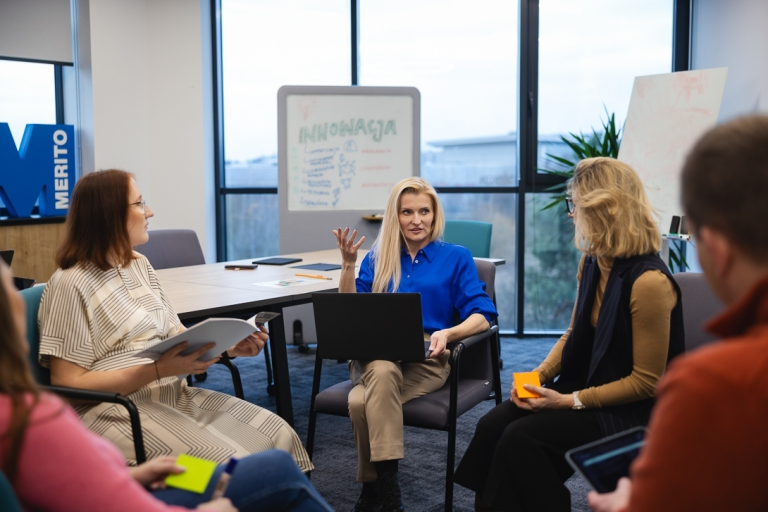 Leader2050 – konferencja naukowa o kluczowych kompetencjach liderów w czasach pełnych wyzwań | Aktualności | Uniwersytet WSB Merito w Poznaniu: Sesja sp