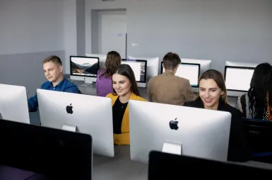 Университет ВСБ Мерито в Торуни | Университеты ВСБ Мерито: pracownia komputerowa