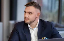 Copywriting sprzedażowy z AI | Studia podyplomowe w Szczecinie | Uniwersytet WSB Merito Szczecin: Jakub Kłos